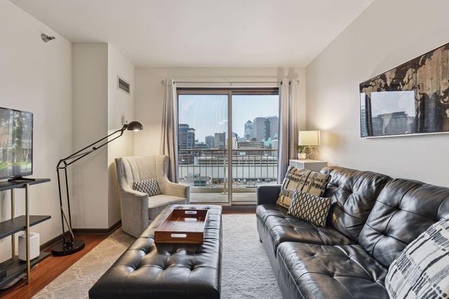 401 S 1st Street 1104, Minneapolis, MN 55401