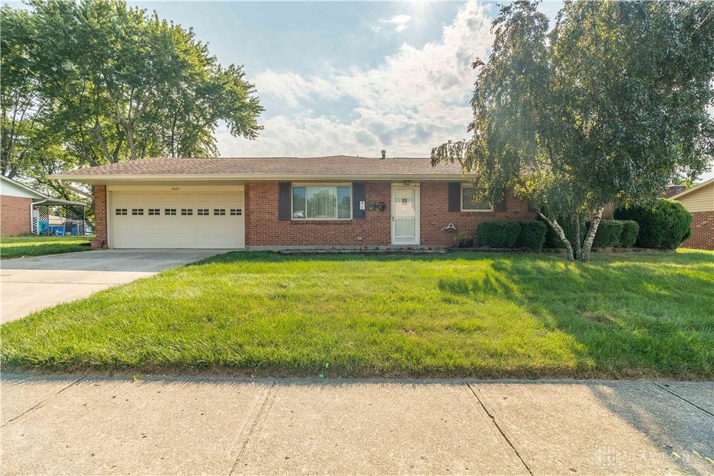 2637 Willowridge Drive, Dayton, OH 45414
