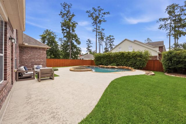 115 S Rocky Point Circle, Spring, TX 77389