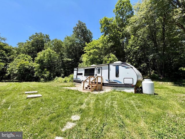 10121 PUTMAN RD, Frederick, MD 21702