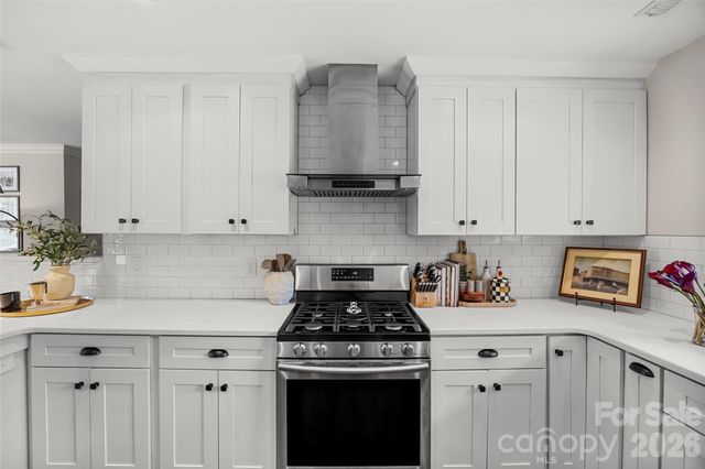 4418 Murrayhill Road, Charlotte, NC 28209