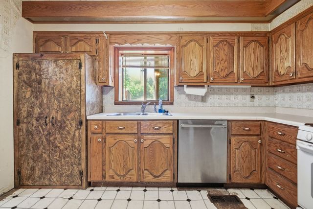 2127 Highway 166, N, Mount Pleasant, TN 38474
