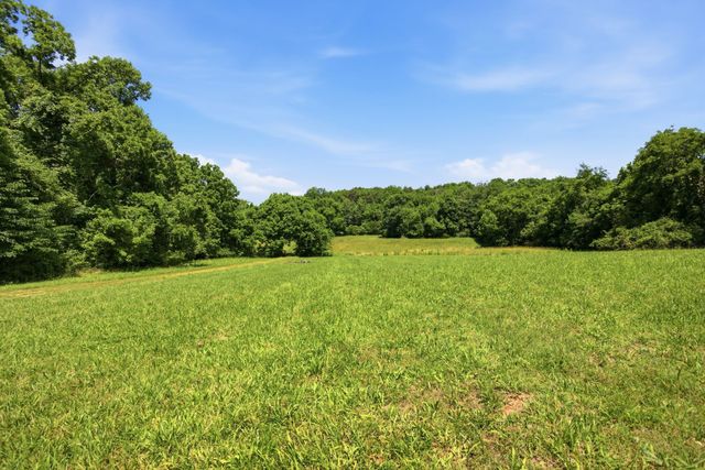 2127 Highway 166, N, Mount Pleasant, TN 38474