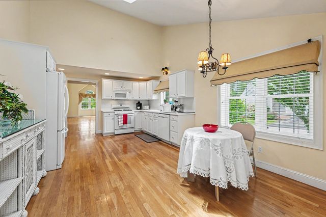 4 Hampton Meadows, Hampton, NH 03842