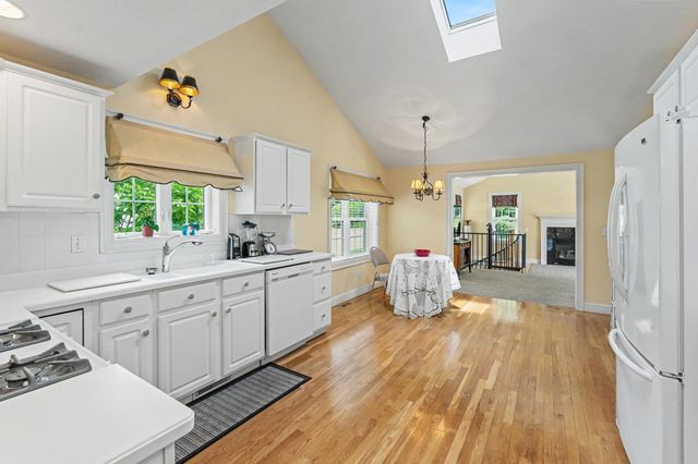 4 Hampton Meadows, Hampton, NH 03842