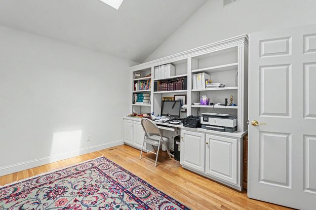 4 Hampton Meadows, Hampton, NH 03842