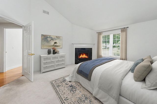 4 Hampton Meadows, Hampton, NH 03842