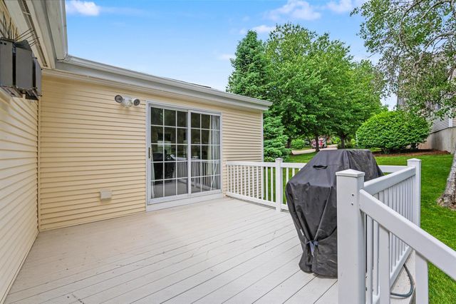 4 Hampton Meadows, Hampton, NH 03842