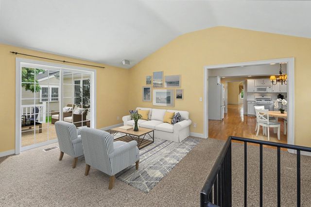 4 Hampton Meadows, Hampton, NH 03842