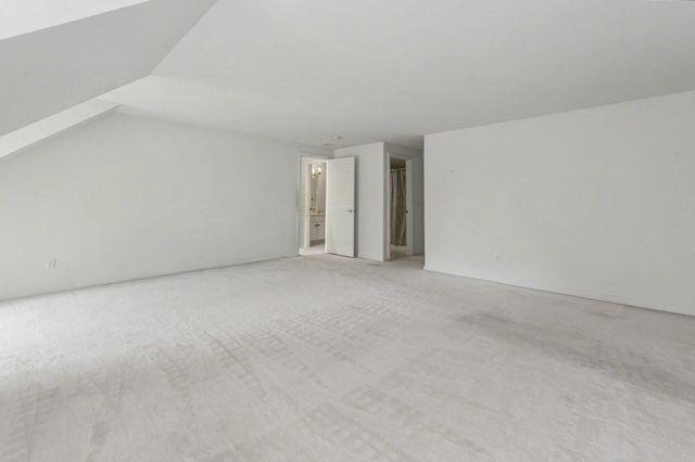 4 Hampton Meadows, Hampton, NH 03842