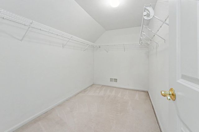 4 Hampton Meadows, Hampton, NH 03842
