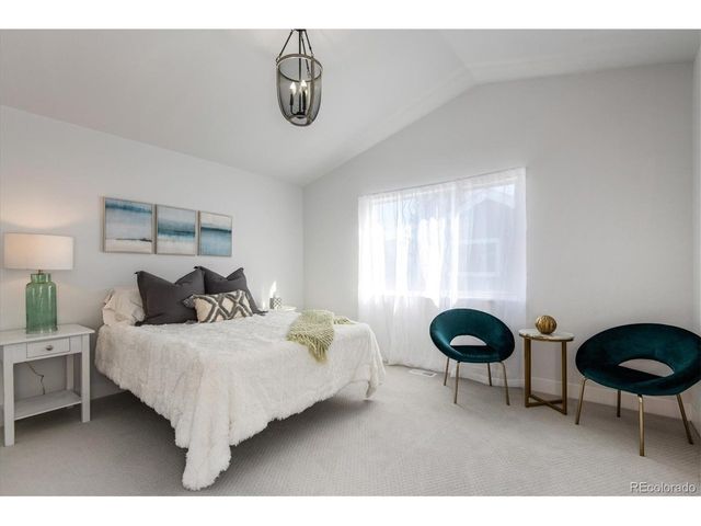 233 S Nome St, Aurora, CO 80012