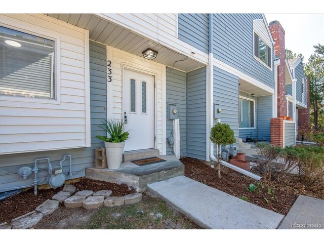 233 S Nome St, Aurora, CO 80012