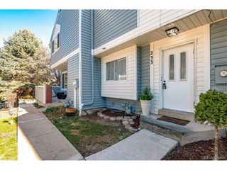 233 S Nome St, Aurora, CO 80012