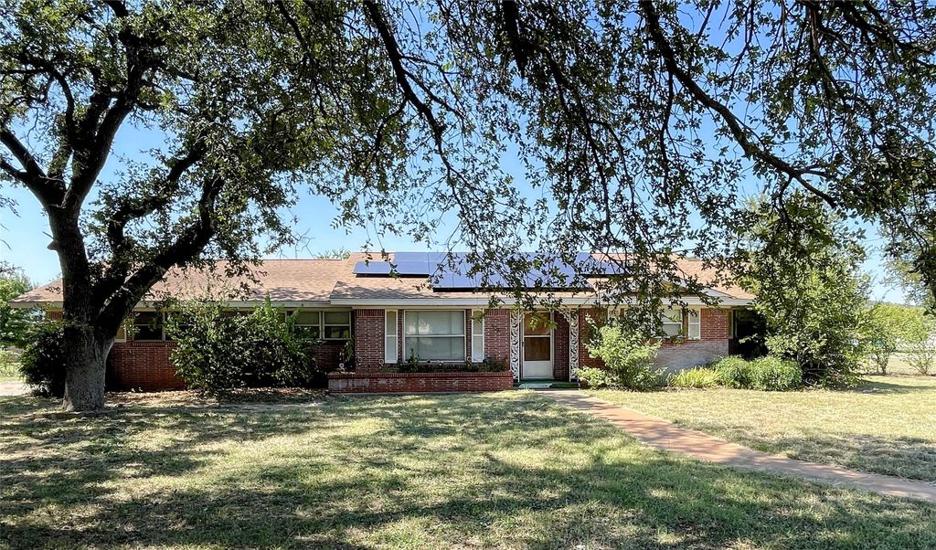 508 SE 25th Avenue, Mineral Wells, TX 76067