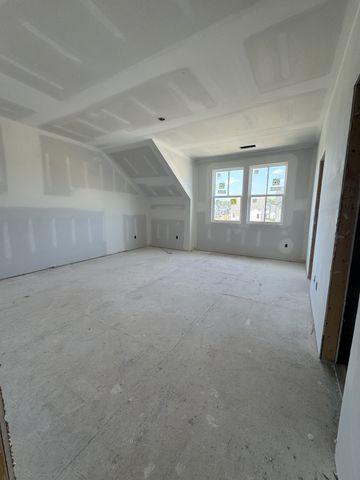 5013 Fairhaven Cir, N, Thompsons Station, TN 37179