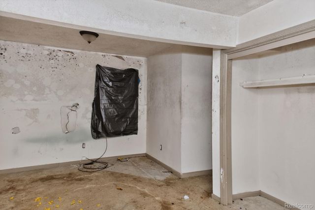 20251 Chapel Street, Detroit, MI 48219
