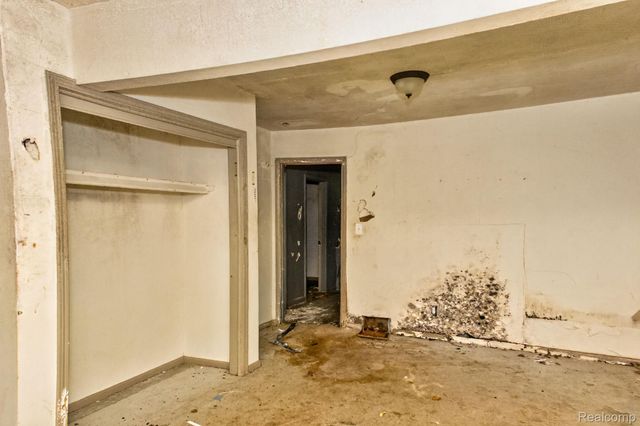 20251 Chapel Street, Detroit, MI 48219