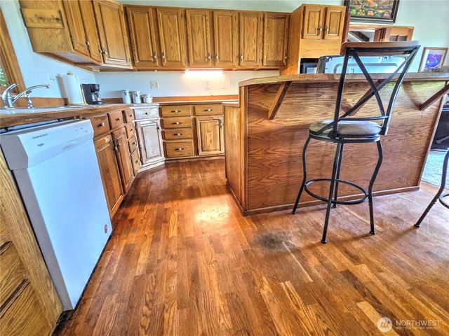 91 E Blue Heron Rest, Belfair, WA 98528