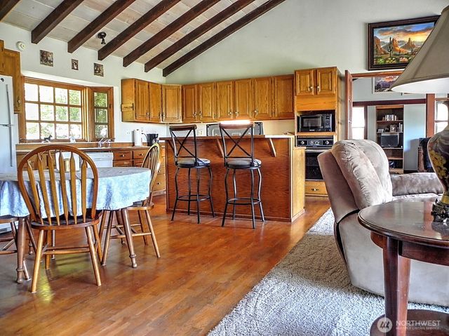 91 E Blue Heron Rest, Belfair, WA 98528