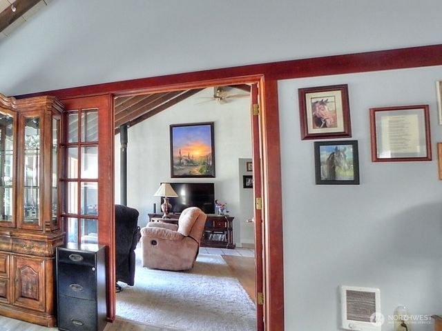 91 E Blue Heron Rest, Belfair, WA 98528