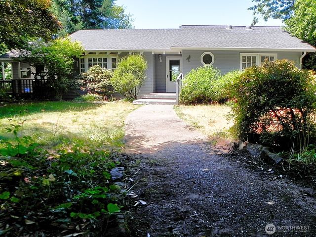 91 E Blue Heron Rest, Belfair, WA 98528