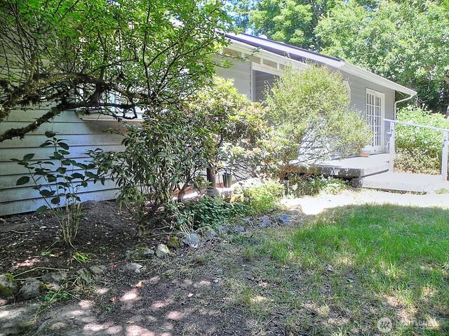 91 E Blue Heron Rest, Belfair, WA 98528