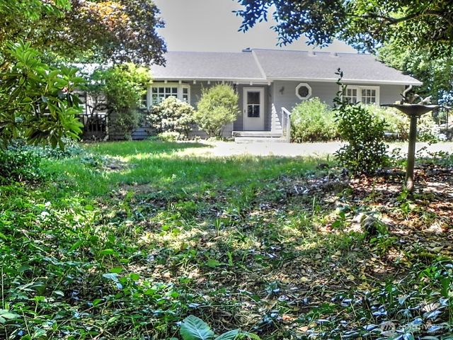 91 E Blue Heron Rest, Belfair, WA 98528