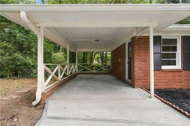 3944 Creel Drive, Lithia Springs, GA 30122
