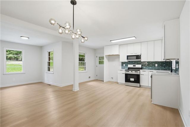 3944 Creel Drive, Lithia Springs, GA 30122