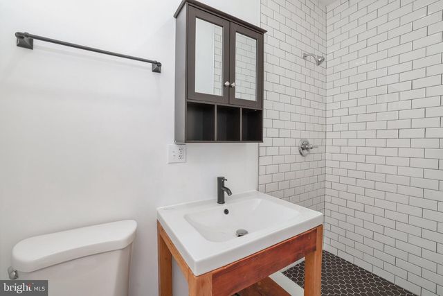 220 CENTRAL AVE, Cheltenham, PA 19012