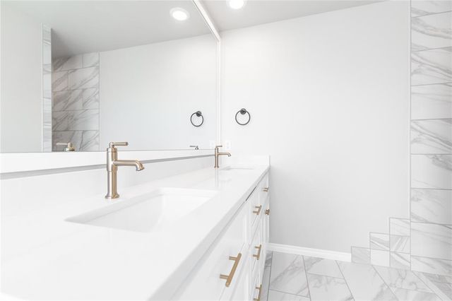 10317 SW 56th Street, Mustang, OK 73064