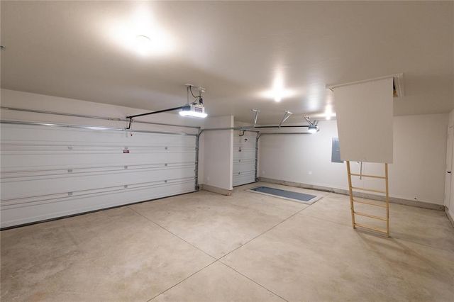 10317 SW 56th Street, Mustang, OK 73064