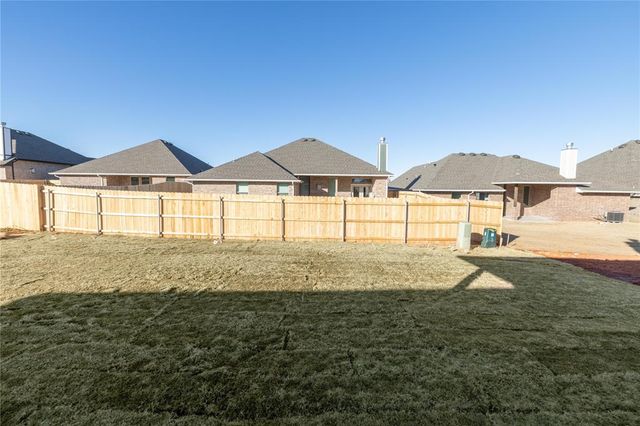 10317 SW 56th Street, Mustang, OK 73064