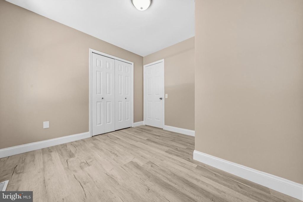 Image 21 of property listing at 10107 SNOWDEN RD, Laurel, MD 20708
