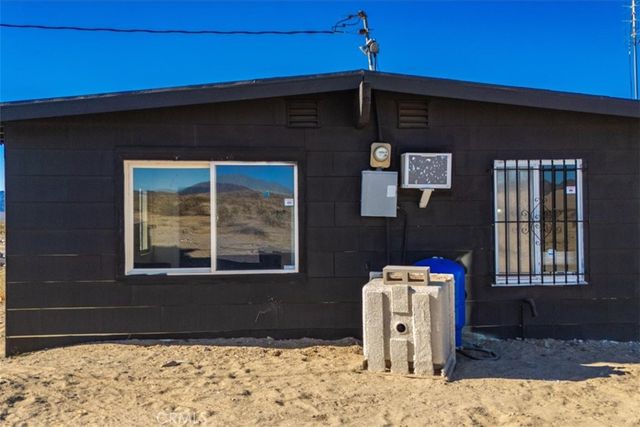 87101 29 Palms Highway, 29 Palms, CA 92277