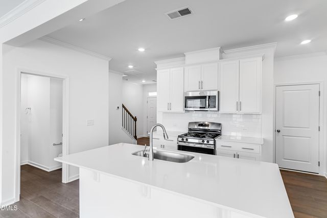 1045 Red Finch Way, Angier, NC 27501