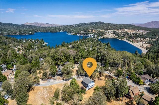 29199 Lake Brook, Cedar Glen, CA 92321