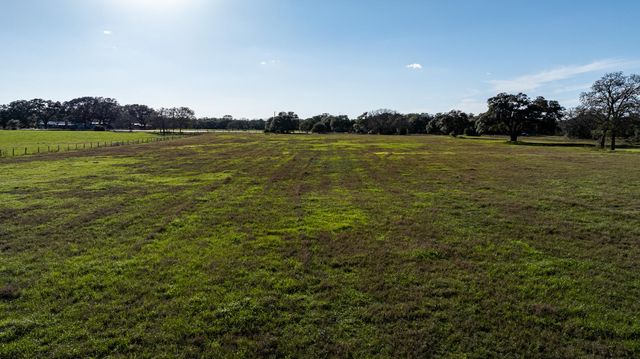 TBD FM 530, Hallettsville, TX 77964