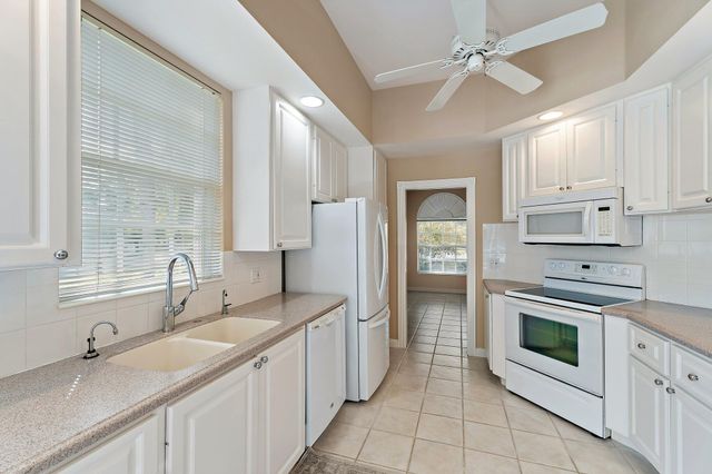 8120 SE Paurotis Lane, Hobe Sound, FL 33455