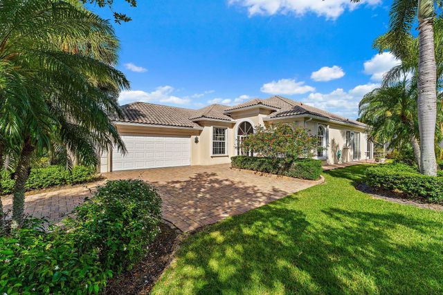 8120 SE Paurotis Lane, Hobe Sound, FL 33455