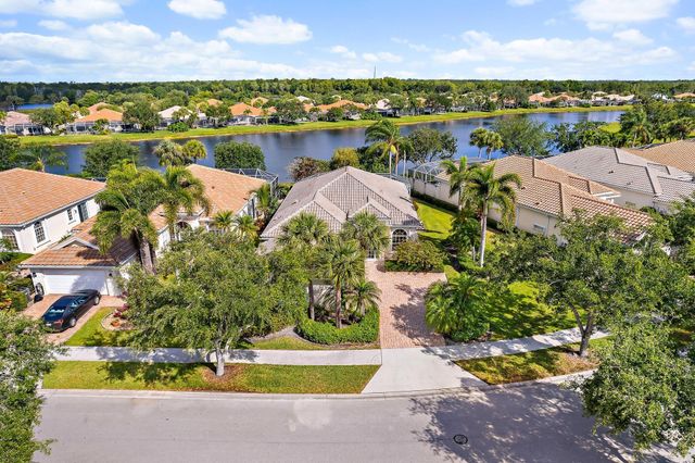 8120 SE Paurotis Lane, Hobe Sound, FL 33455