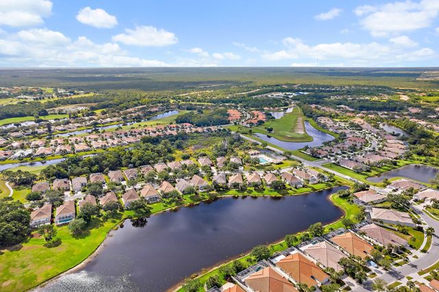 8120 SE Paurotis Lane, Hobe Sound, FL 33455