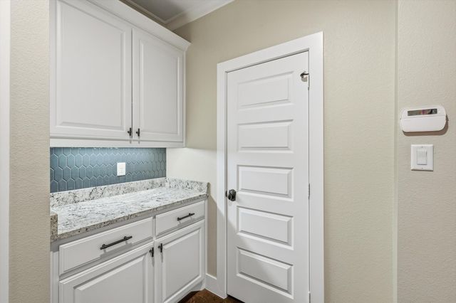 1409 Simmons Road, Flower Mound, TX 75022