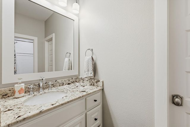 1409 Simmons Road, Flower Mound, TX 75022