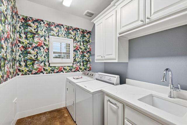 1409 Simmons Road, Flower Mound, TX 75022