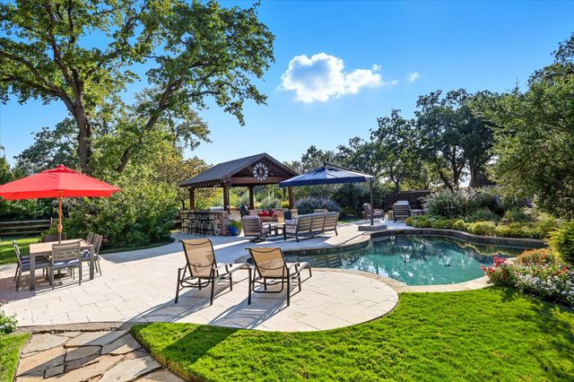 1409 Simmons Road, Flower Mound, TX 75022
