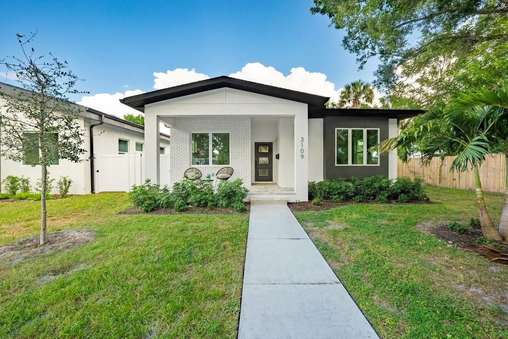 3109 QUEEN STREET N, St Petersburg, FL 33713
