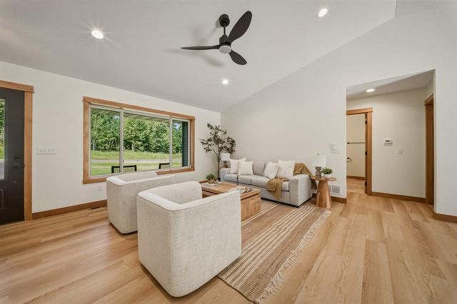 1949 Legacy Drive, Eau Claire, WI 54703