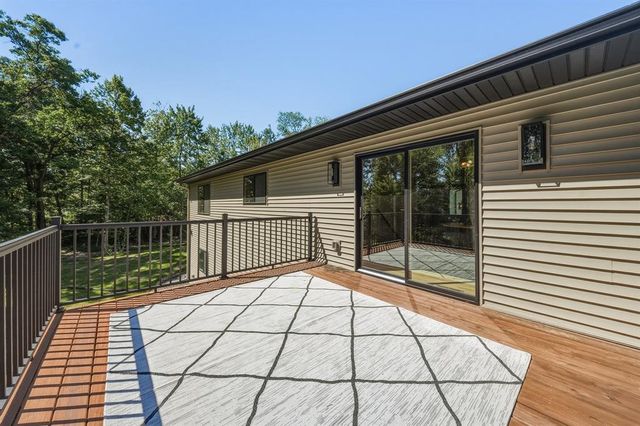1949 Legacy Drive, Eau Claire, WI 54703